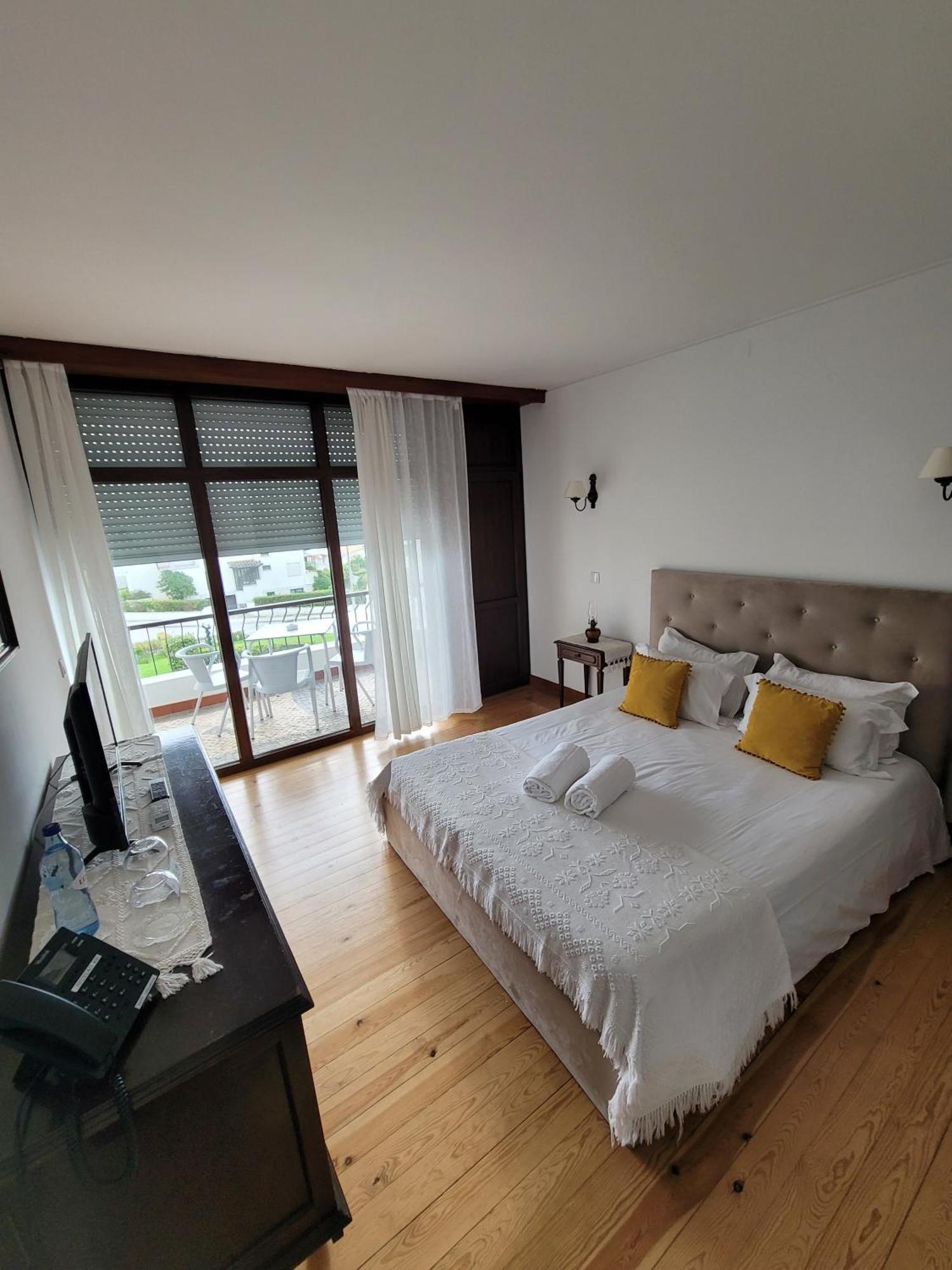 Boutique Inn & Restaurant - Casa Dos Suecos Figueira da Foz Eksteriør billede